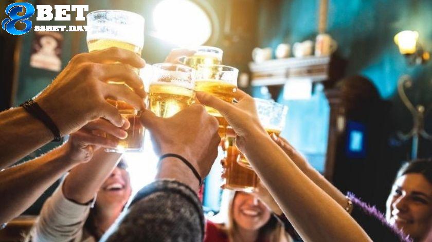 Giải mã giấc mơ thấy ăn tiệc điềm báo gì? Đánh số gì trúng lớn? 6 Giải mã giấc mơ thấy ăn tiệc điềm báo gì